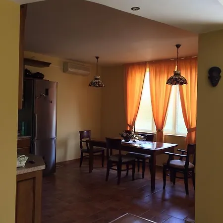 Apartman Under The Walnut Tree