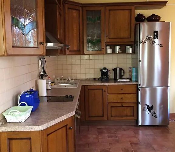 Апартамент Under The Walnut Tree Варна